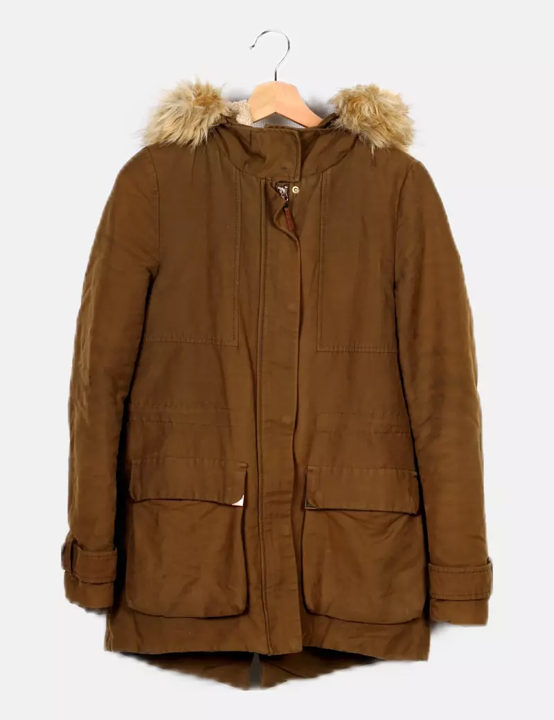 Zara Parka verde básica